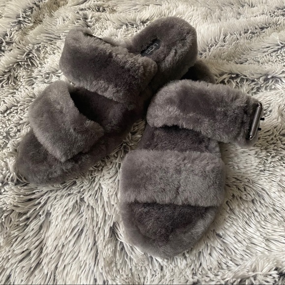 Ugg Fuzz Yeah Slippers - Picture 2 of 5